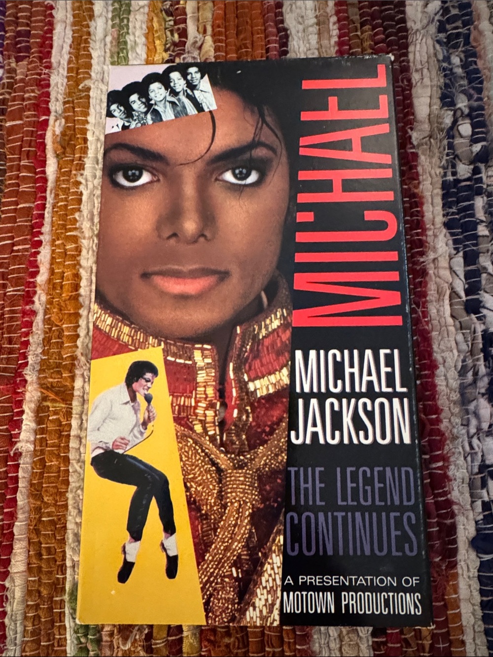 Michael Jackson VHS "The Legend Continues" – VHS 📼 video tape in good condition.